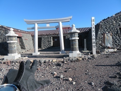 富士山14 15 今年二度目の登頂.jpg