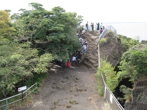 鋸山by千葉 あそこがthe鋸山の場所ですが・・・.jpg