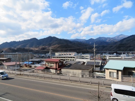 升形花咲御前山 さっき登った花咲山.jpg