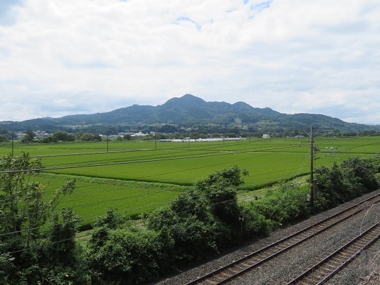 名久井 名久井岳遠望.jpg