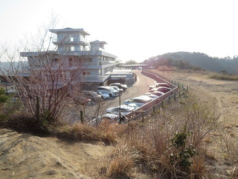 天園~三浦富士 隣はゴルフ場.jpg