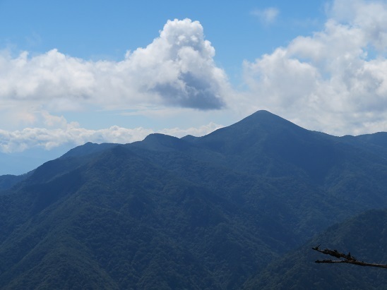 甲武信32 牛首~黒金山.jpg