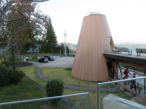 粟ヶ岳 東山いっぷく処山頂店.jpg