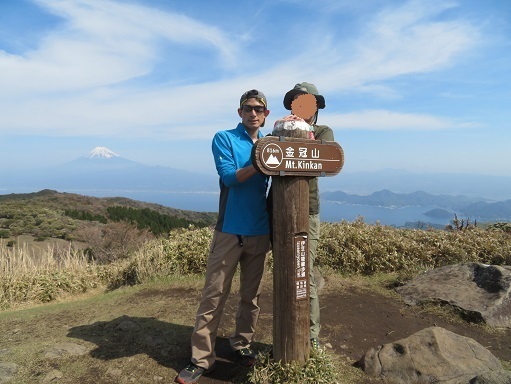 金冠達磨 金冠山頂.jpg