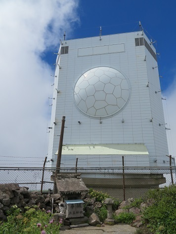 釜臥山 青空が見えて来た.jpg