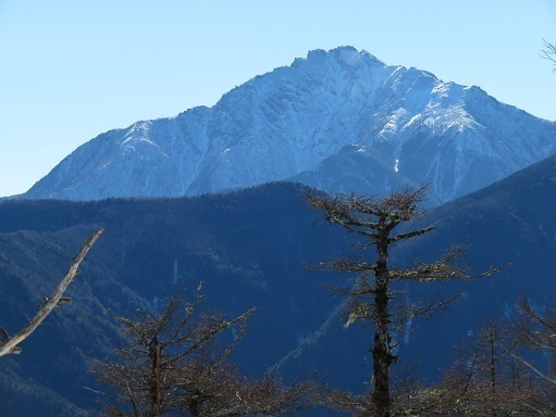 雨乞岳 甲斐駒ヶ岳アップ.jpg
